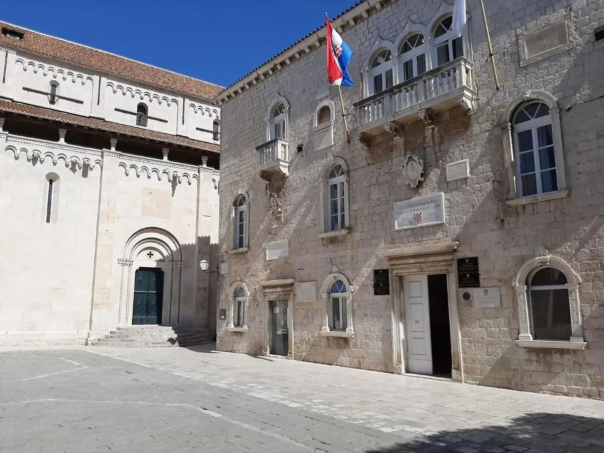 Sea-View Apartment In Mastrinka - Trogir With Balcony Croatia